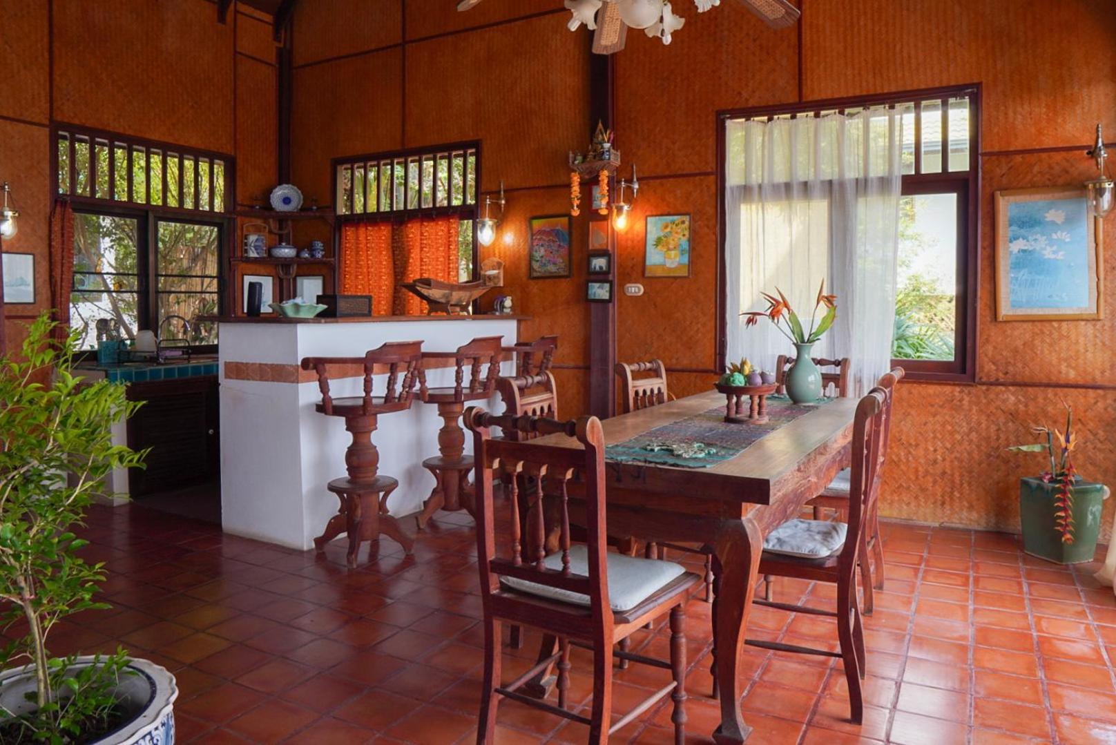 Gasthuis Baan Fuangfah Samui *